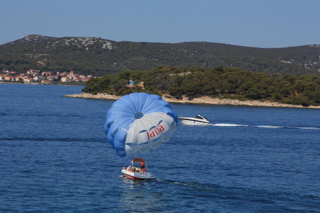 Hotel Kornati Biograd Na Moru Buitenkant foto