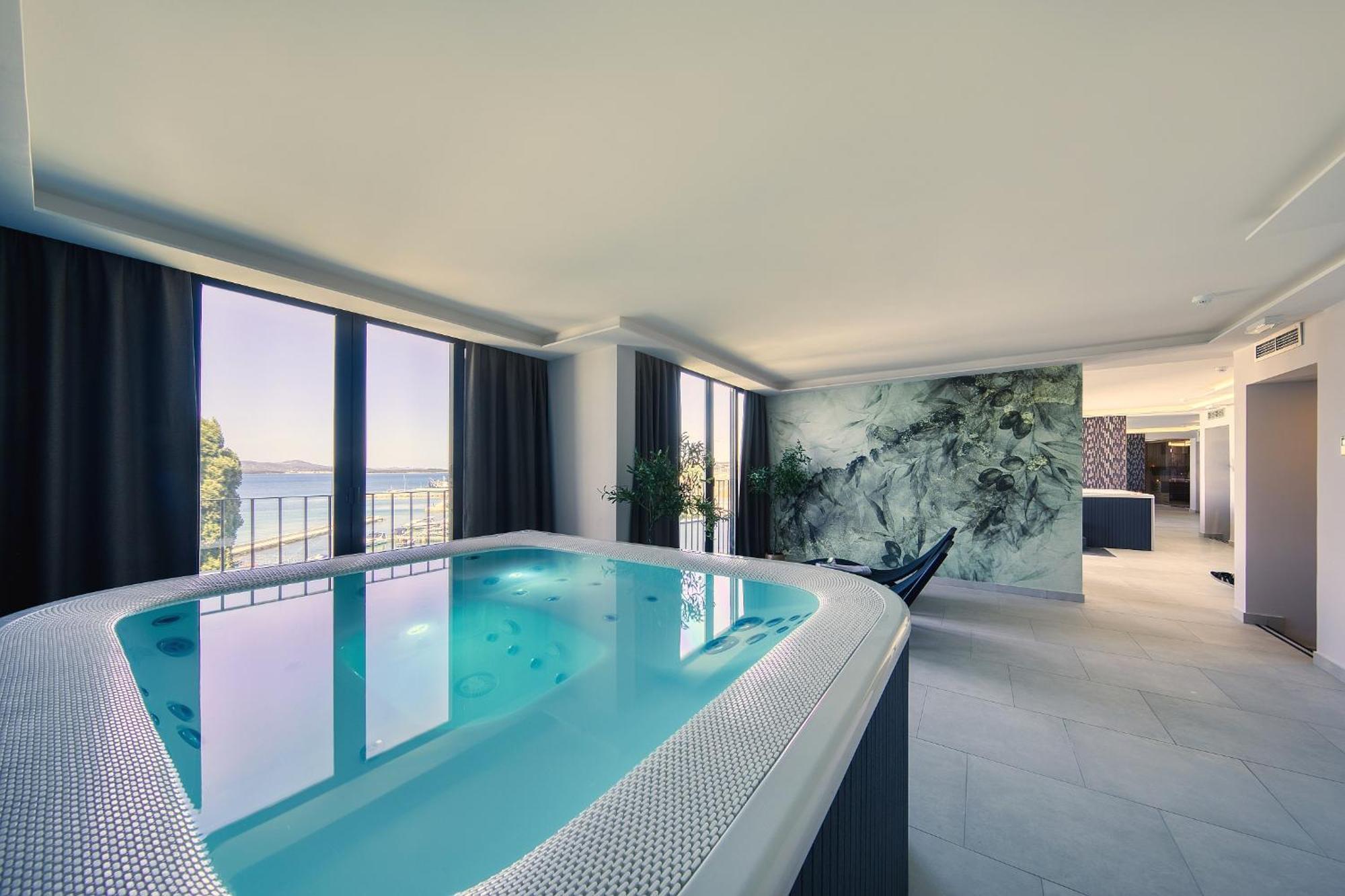 Hotel Kornati Biograd Na Moru Buitenkant foto